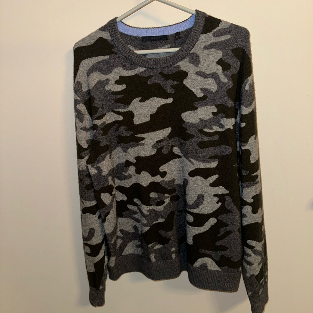 Greyson Camo Sweater - Large - Green